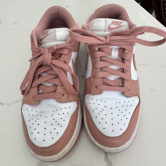 Nike Dunk Low Rose Whisper Women's 7.5 - Picture 2 of 7